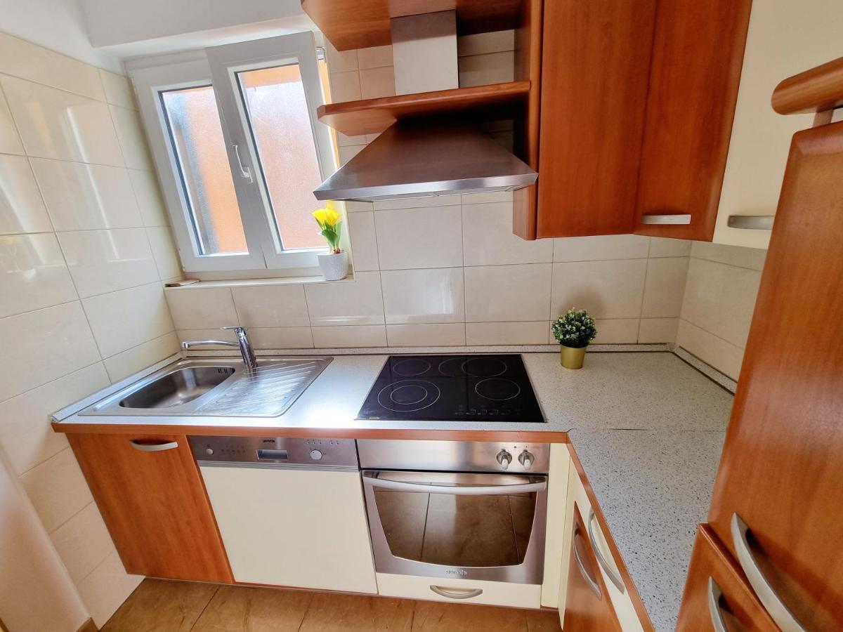App Oleander Apartment Umag Luaran gambar