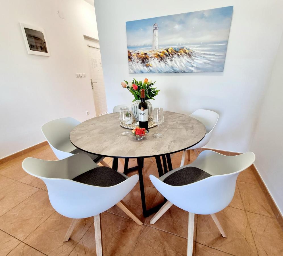 App Oleander Apartment Umag Luaran gambar